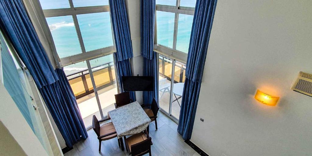 Skol 715. Spectacular Corner Duplex Apartment in Marbella - 5