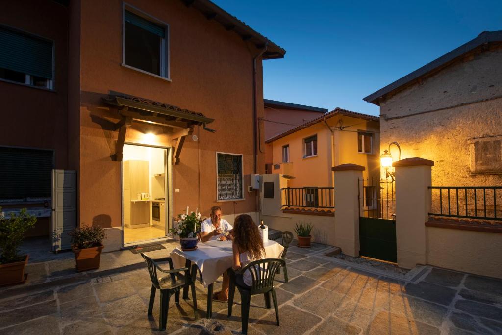 Apartments Mihaela 2 - 3