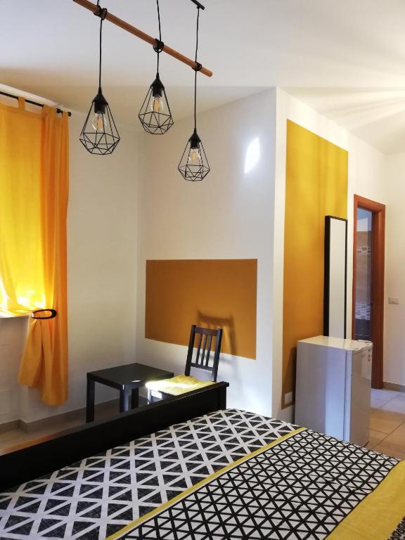The Yellow House - 5
