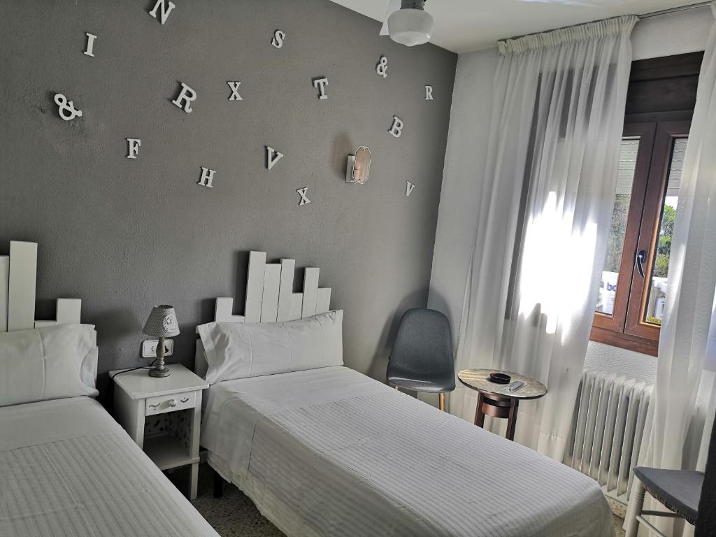 Hostal Los Pinares - 4