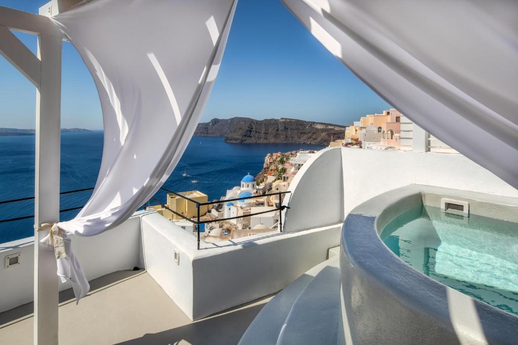 Kaleidoscope Oia Suites photo
