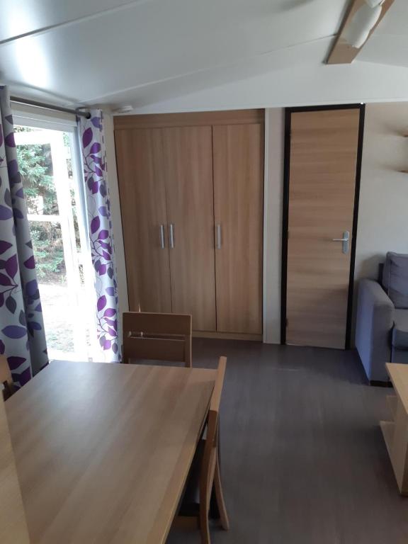 Mobil-home Confort camping le bois Masson - 3