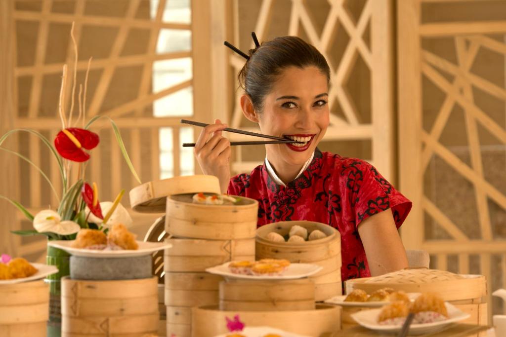 Hotel Dining