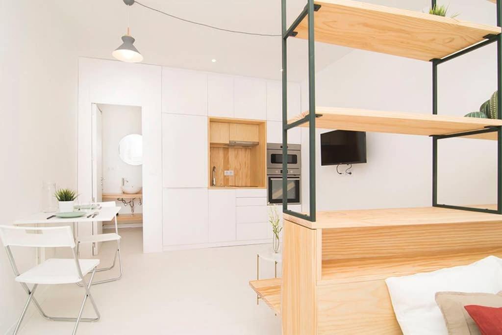 Loft de Diseño en Pleno Centro de Madrid, Calle Torrecilla del Leal, by Batuecas - 2