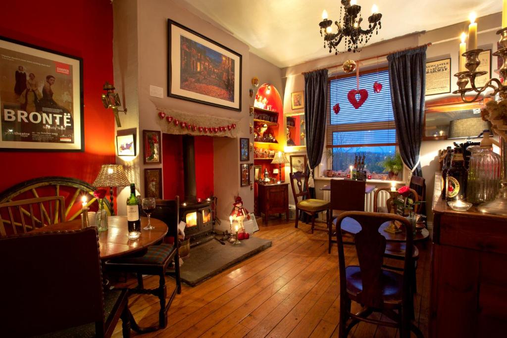 ジ オールド レジストリ ホーアス (The Old Registry Haworth) レストラン