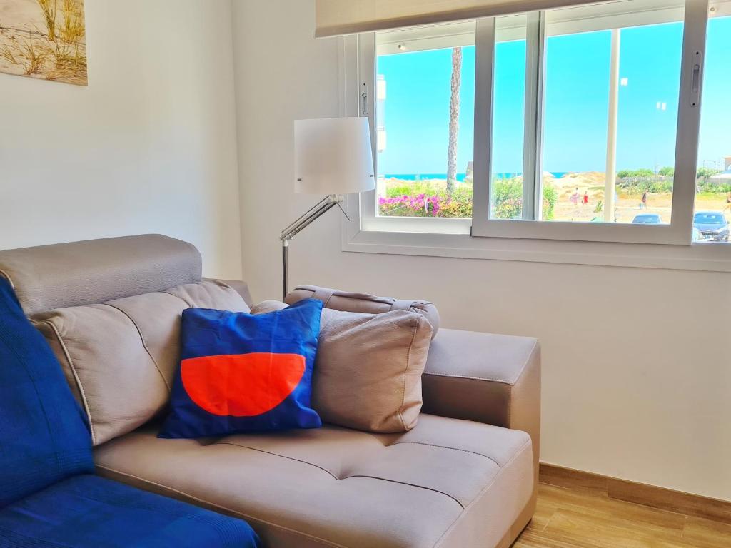 Apartamento con piscina en Oliva Nova - 2
