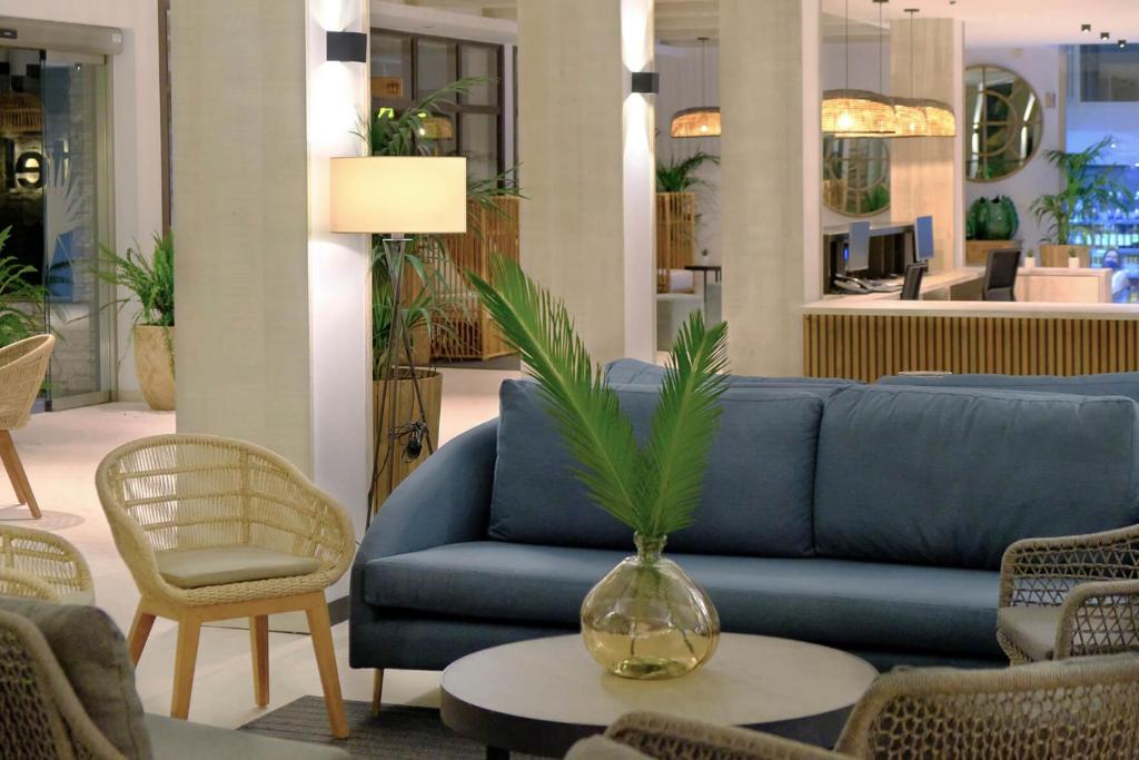 共用ラウンジ/TVエリア