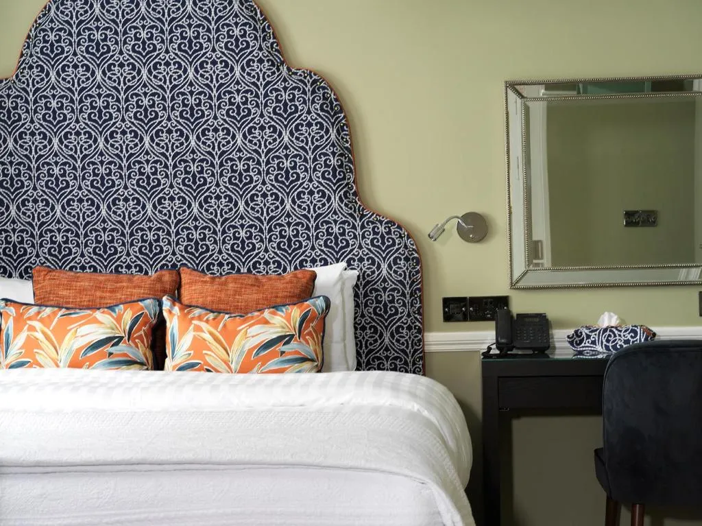 Hayes Hotel, hotel in Thurles