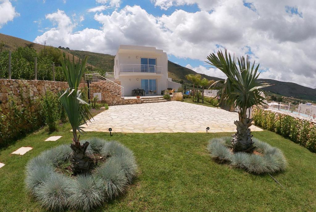 Villa Laurum - Giardino degli allori - Castellammare del Golfo - Scopello - 4