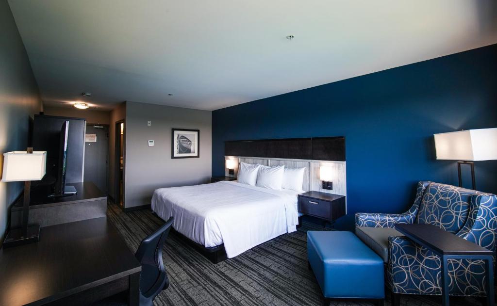 Best Western Plus Chocolate Lake  photo