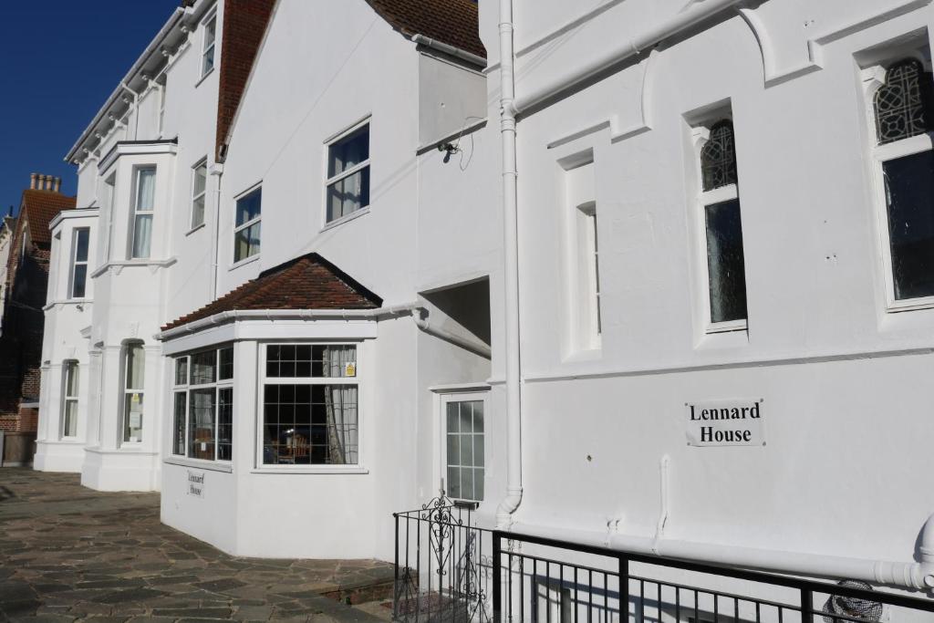 Lennard House photo