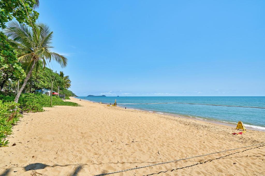 Cocos Holiday Apartments photo