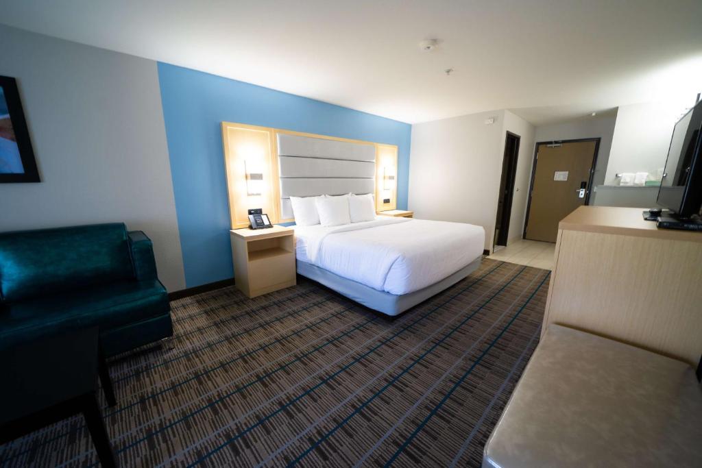 Crystal Inn Hotel & Suites - Brigham City Photo 34