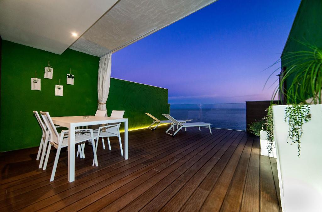 Occidental Pueblo Acantilado