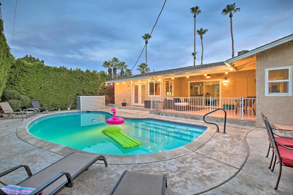 Palm Desert Abode Pool, Walk to El Paseo District, Palm Desert