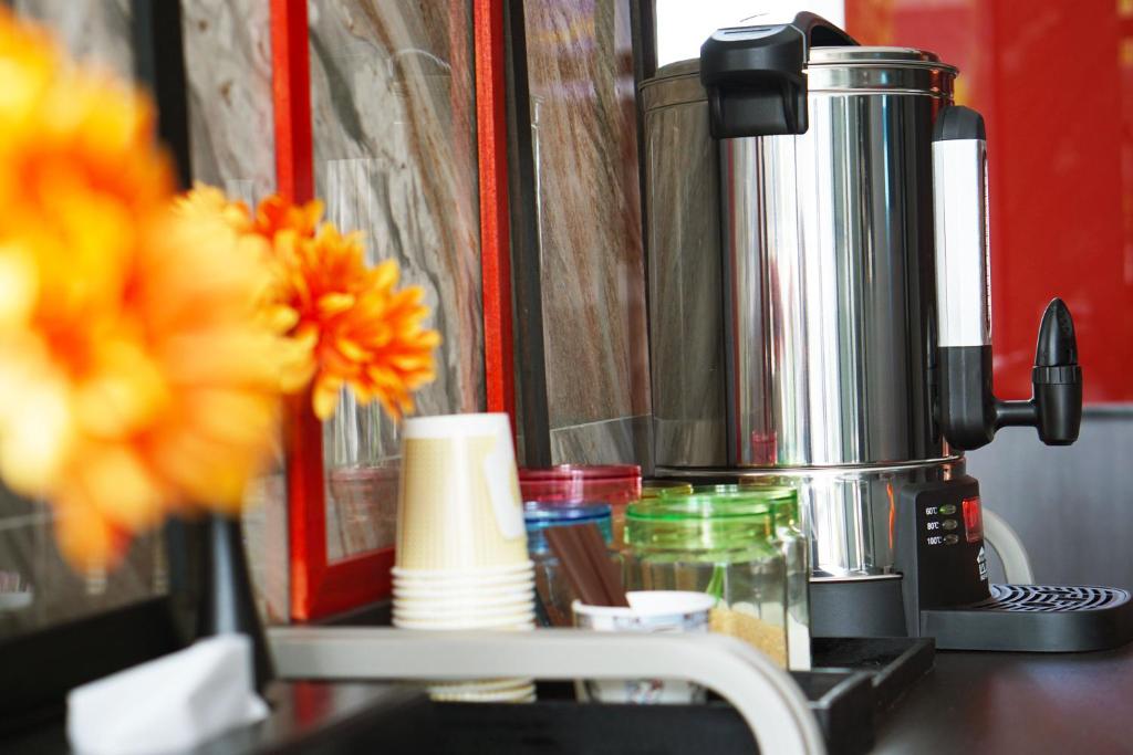 ห้องส่วนกลางสำหรับนั่งเล่น/ดูทีวี