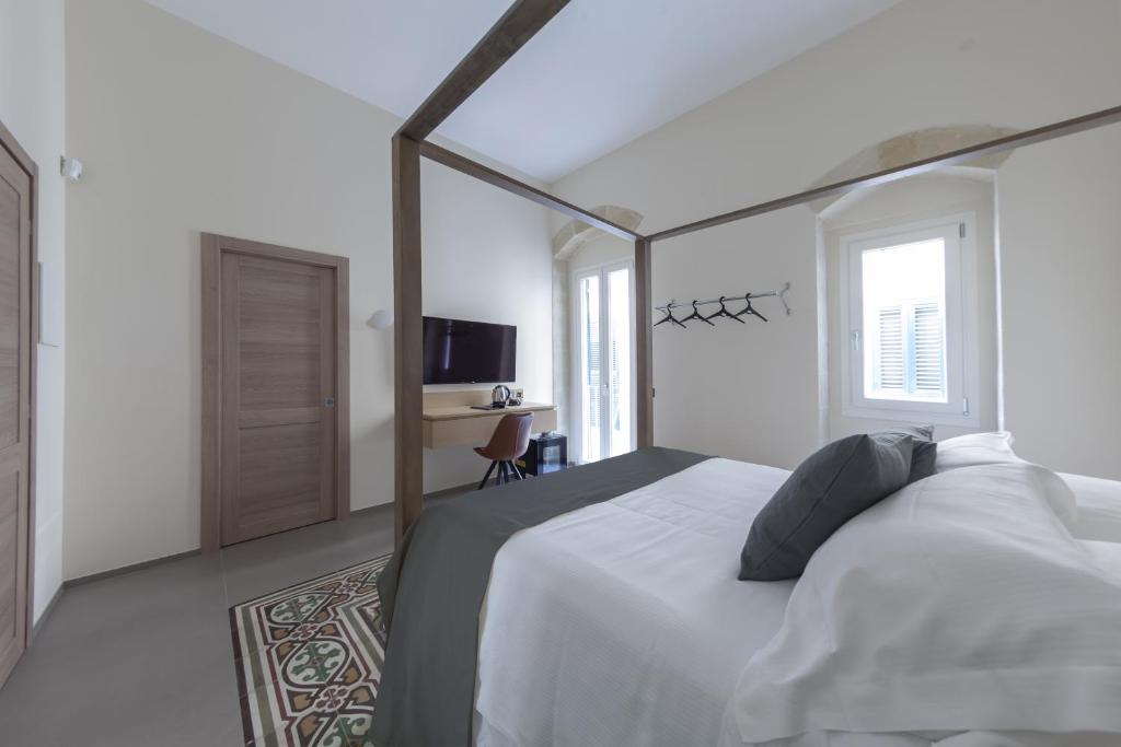 METEORON Luxury Rooms photo