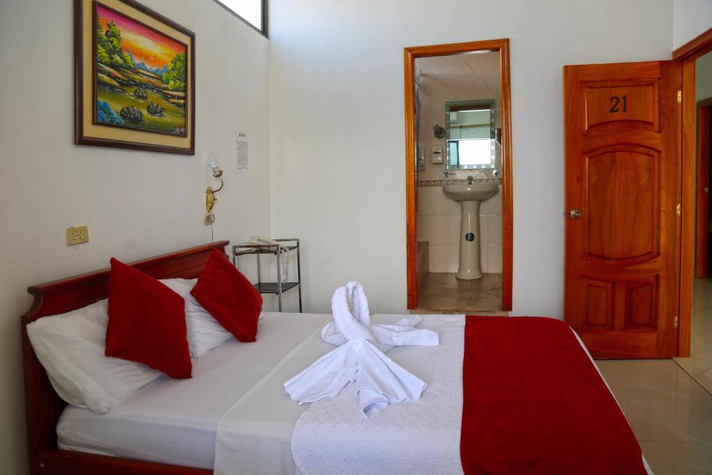 Hostal Sir Francis Drake photo