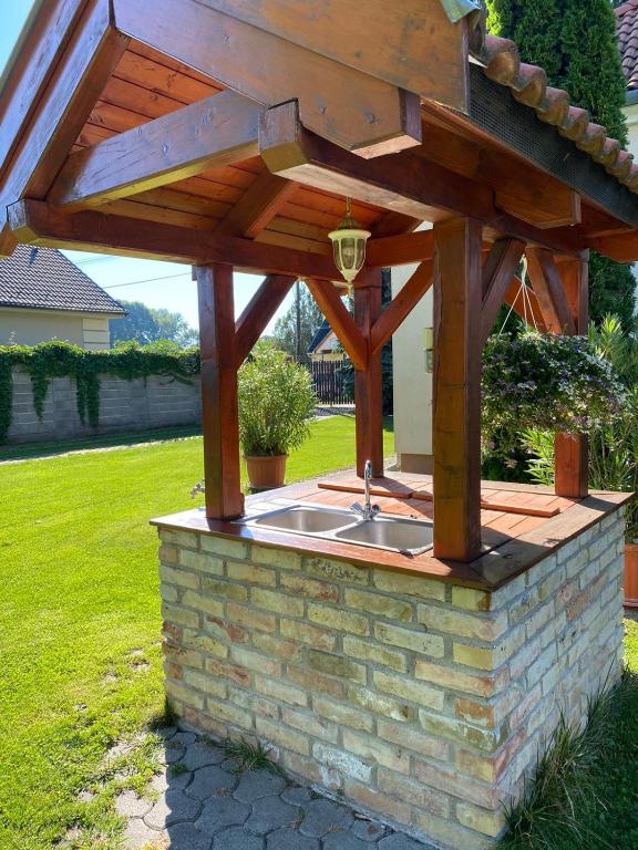 Kocsis Apartman es Camping photo
