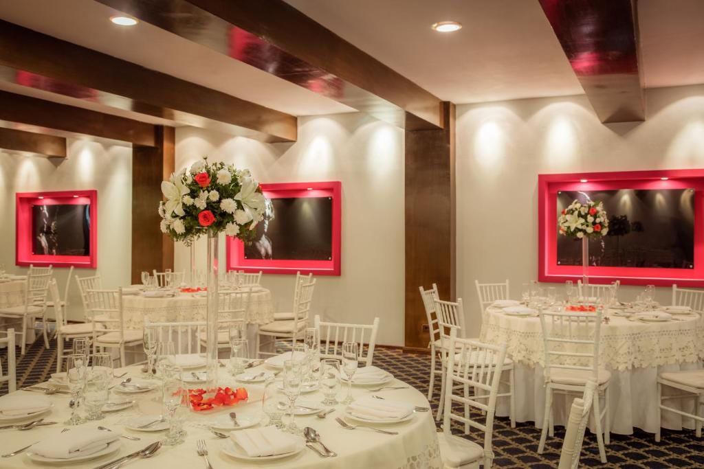 Meeting room / ballrooms