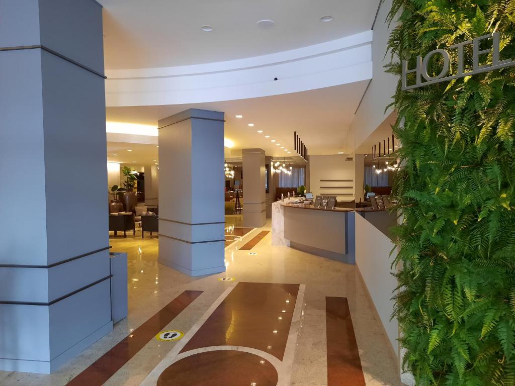 Hotel Metropole Maringa photo