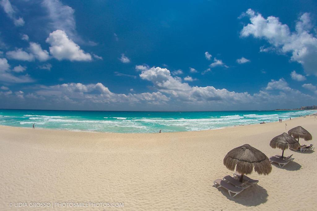 Stunning Beachfront apartments with connecting options Brisas Shores - 3