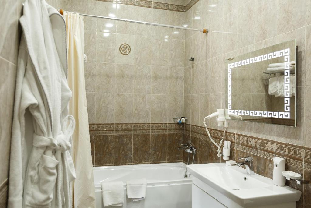 Hotel Complex Evropa photo