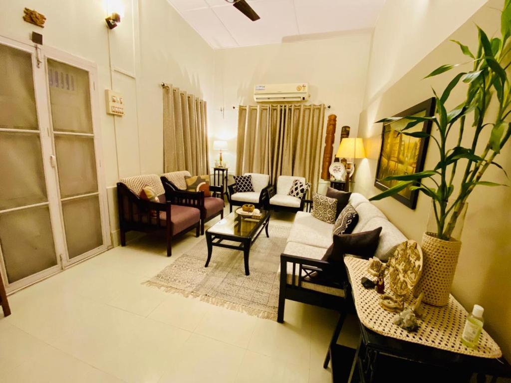 The Bhowmick's Bungalow photo