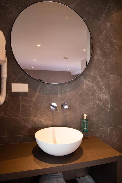 Harbour Suites Boutique Hotel photo