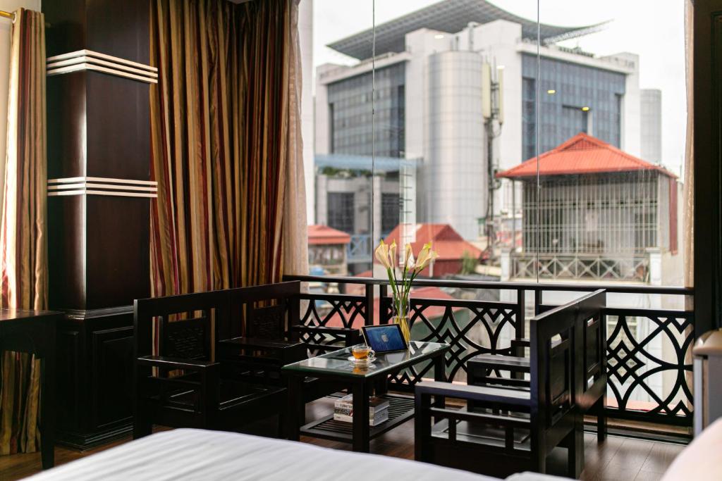 DUC TRONG HOTEL