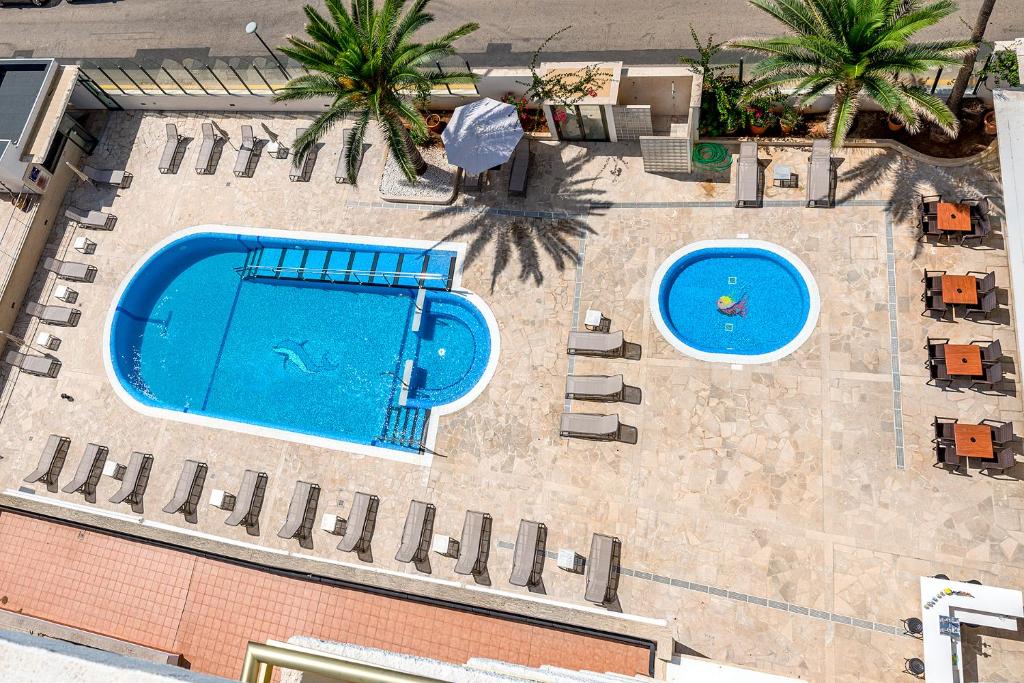 Hotel Biniamar — Swimming pool in Cala Millor, Balearic Islands