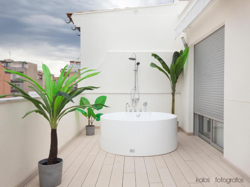 Increible ático con vistas al Mediterraneo by Hometels - 5