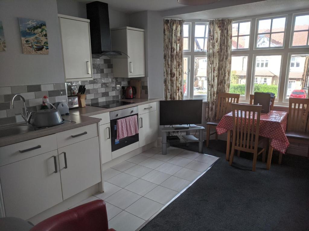 Buile Hill Holiday Flats photo 6
