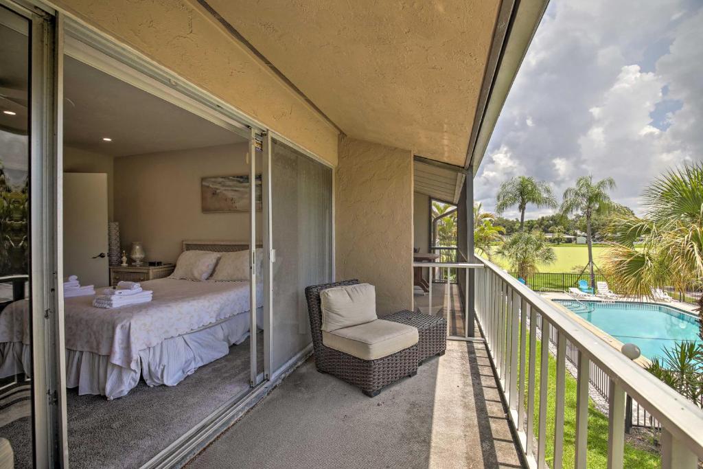 Condo with Pool Access Less Than 4 Miles to Siesta Key Beach photo