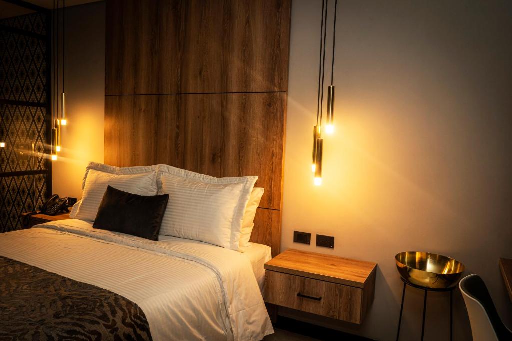 HOTEL CAVALTA photo