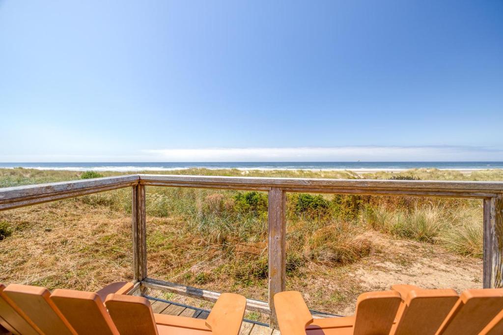 Browne House, Waldport