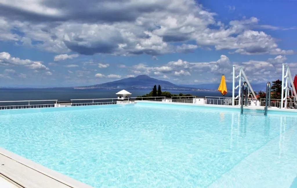 Boutique Hotel Helios, hotel in Sorrento