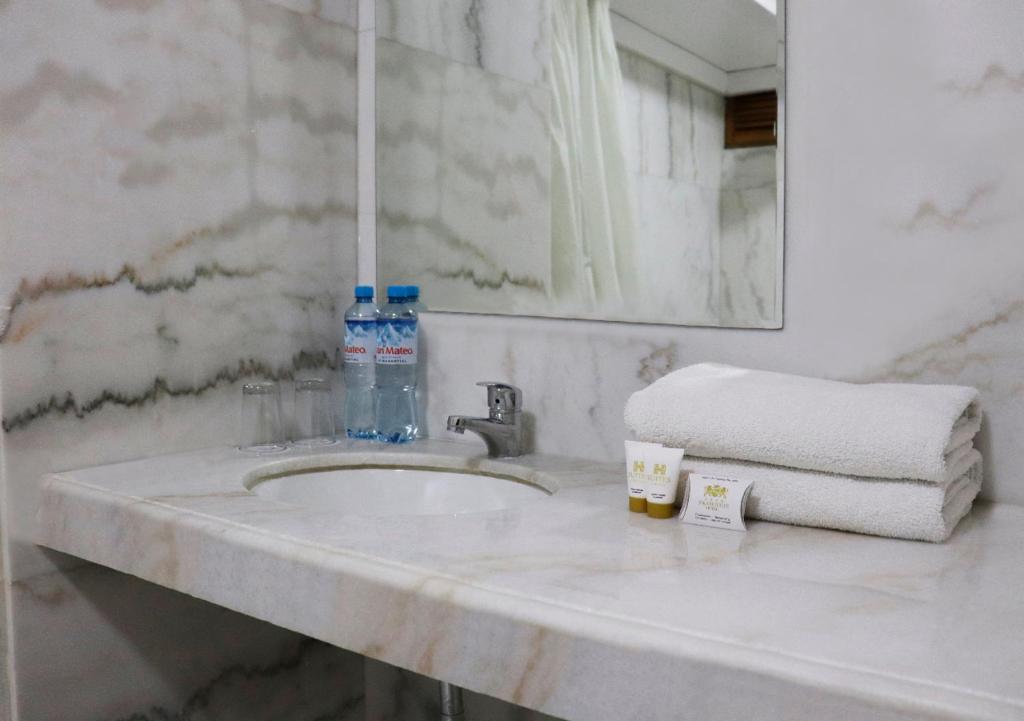 Inkari Suites Hotel - 3