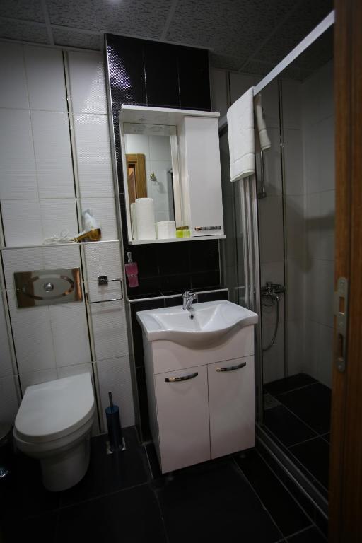 ARTIST ROOMS SUITES photo