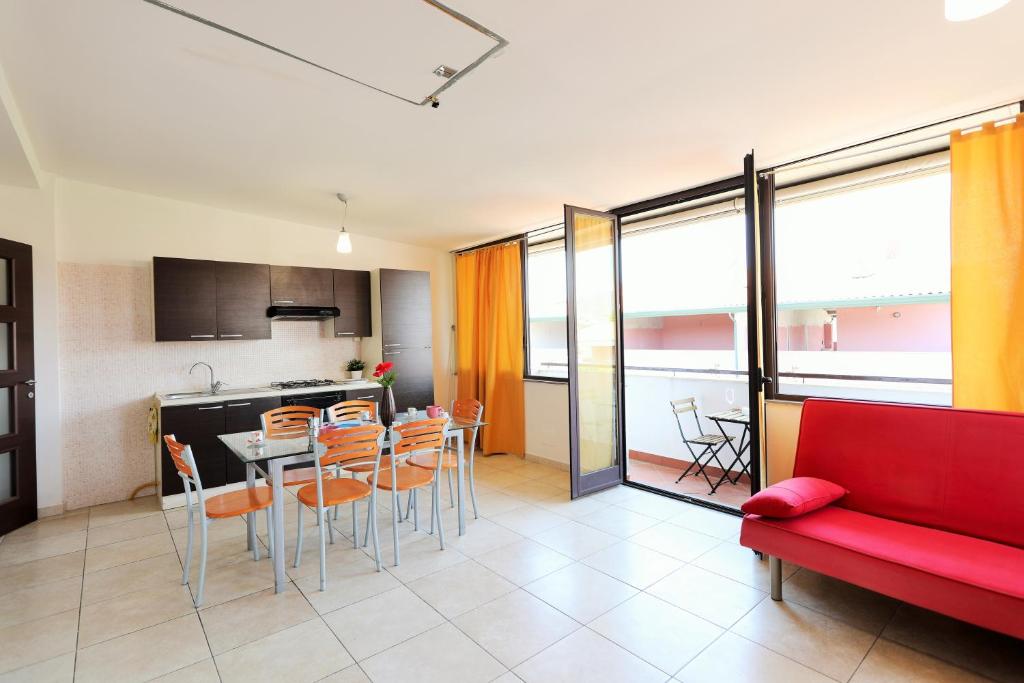 GuestHost - Giardini Naxos Bright Apartments with Balcony - 3