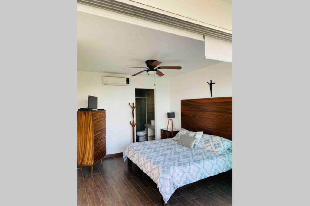Aria Ocean Apartment on the Beach - 5