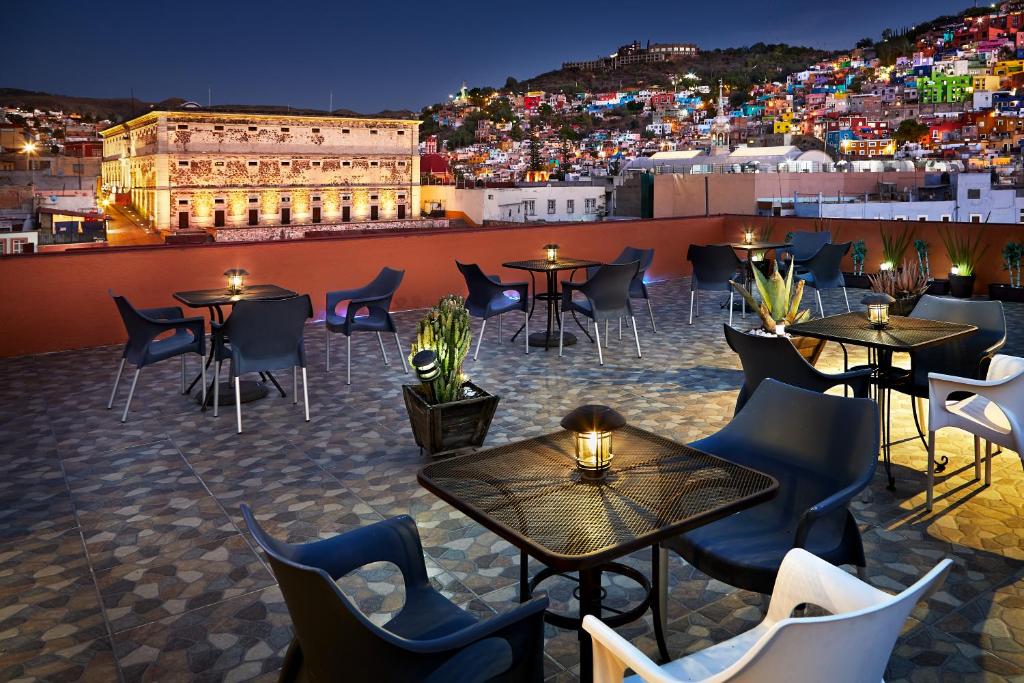 Hotel Murillo Plaza - 2