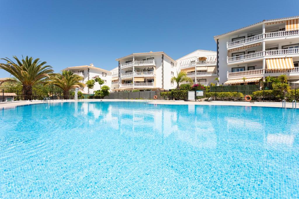 Home2Book VistaHermosa Los Cristianos Pool & Padel - 4