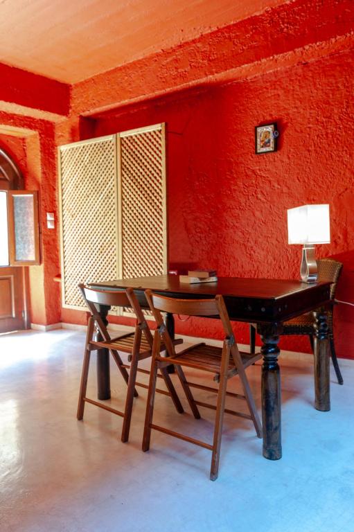 フロント・ロビー