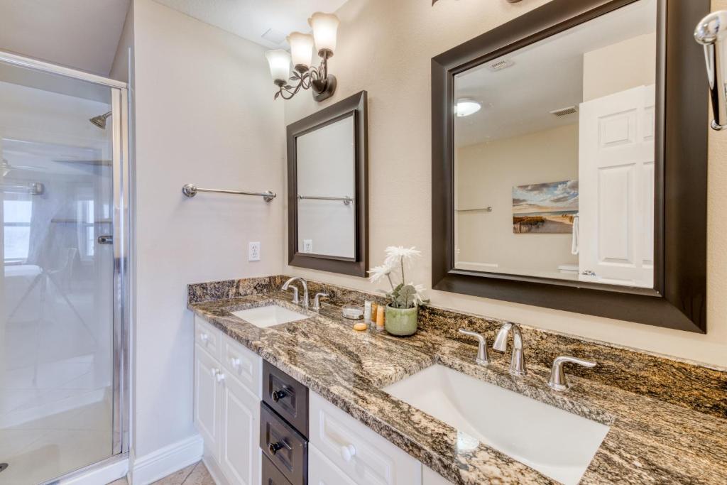 Crystal Dunes 202 photo