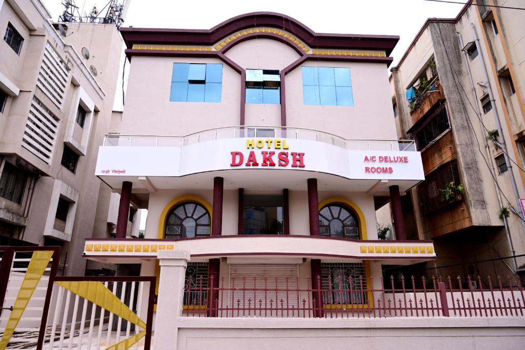 HOTEL DAKSH photo