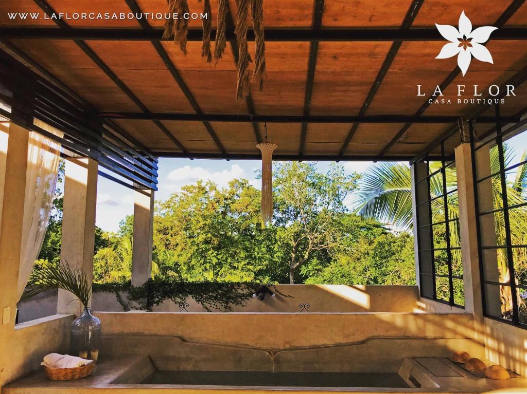 La Flor Casa Boutique - 3