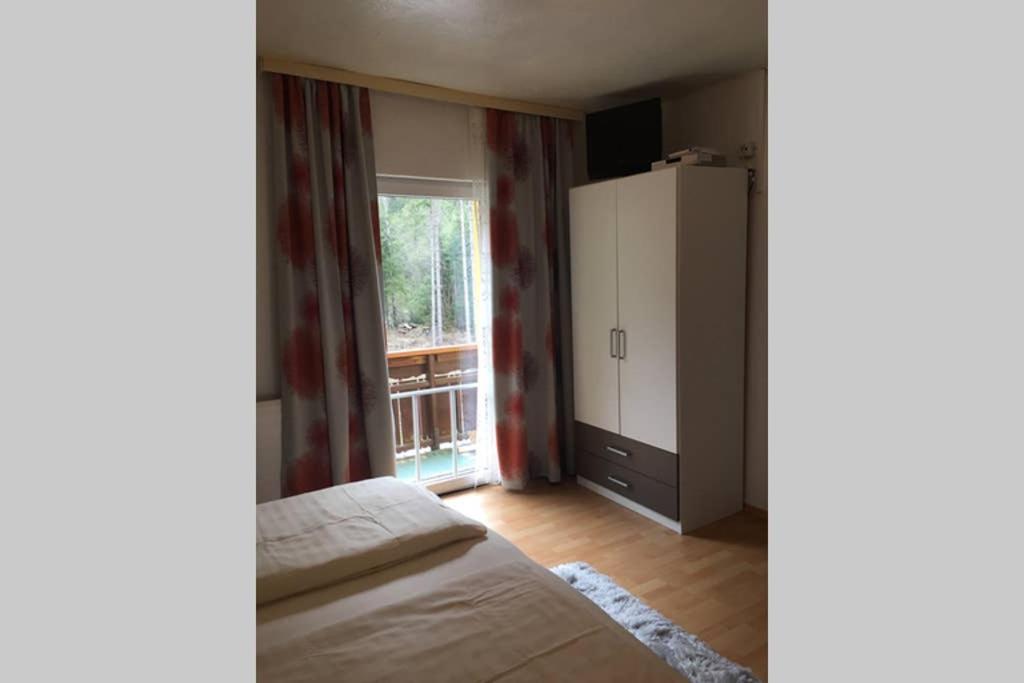 Gemütliches Ferienhaus am Waldrand - 4