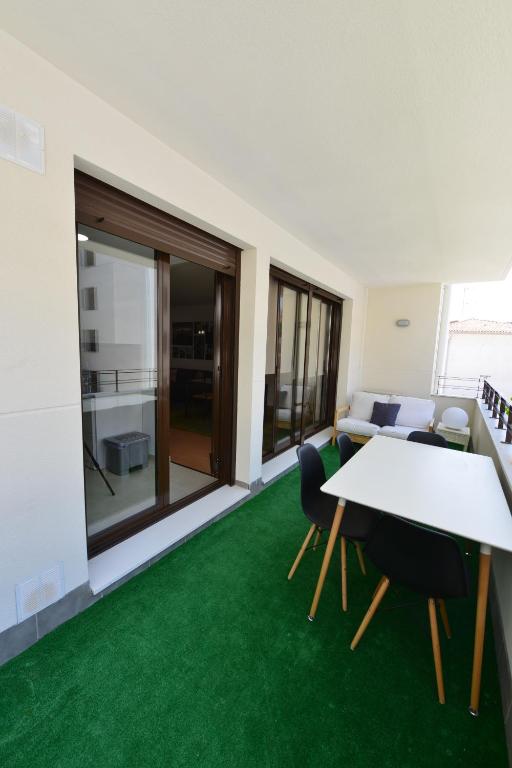 Apartamento CERCA PLAYA CON BALCON Y BBQ - 2