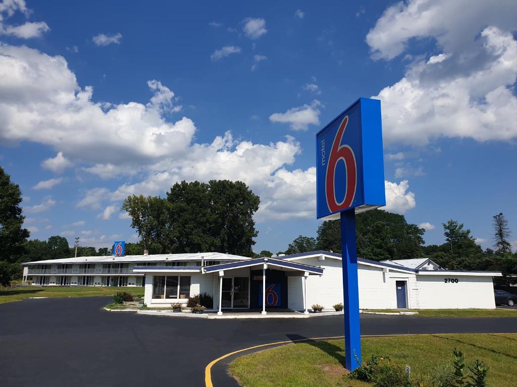 Motel 6-Schenectady, NY — Hotel in Latham (NY)